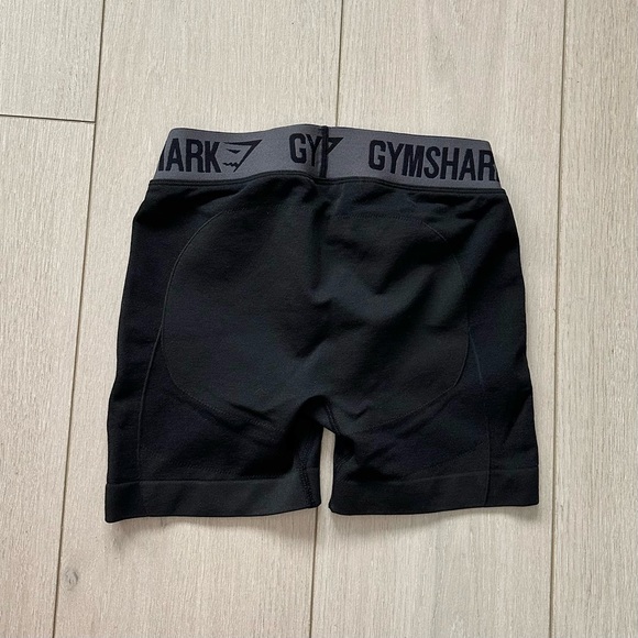 Gymshark Flex shorts - Picture 2 of 5